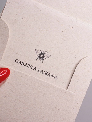 Cartão social personalizado em papel reciclado