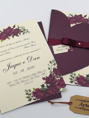 Convite de casamento c/ envelope coração marsala