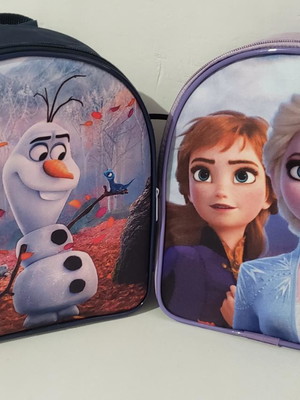 Bolsinha mochila 23x19 frozen