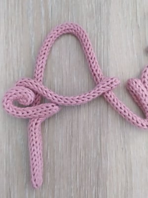 Nome decorativo antonella em tricotin
