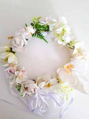 Tiara de flores branco 15