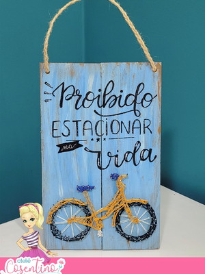 Quadro decorativo 30cm madeira pinus com string art