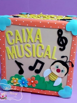Caixa musical tema abelhinha em eva