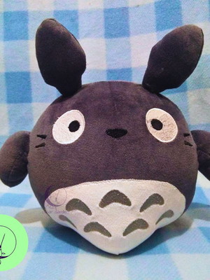 Totoro (sem sorriso) - meu vizinho totoro - pelúcia