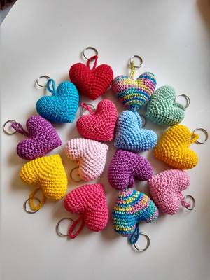 Chaveiro coração amigurumi