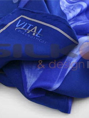 Lenco ou echarpe personalizada com logos