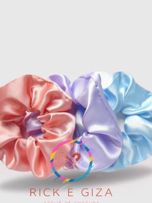 Kit com 50 frufrus scrunchie rabicó, xuxinha cetim