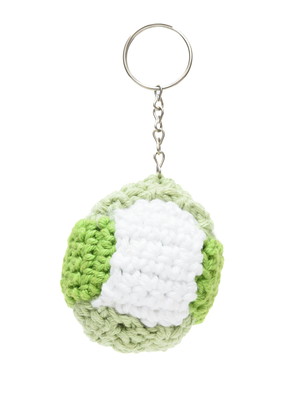 Chaveiro bola em amigurumi