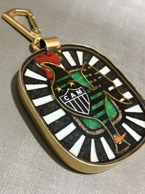 Chaveiro atlético duas faces com resina epóxi