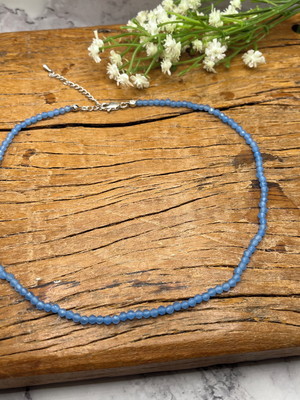 Choker pedras jade azul 3mm -banho ródio