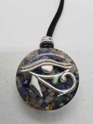 Orgonite colar olho de horus .(sodalita)