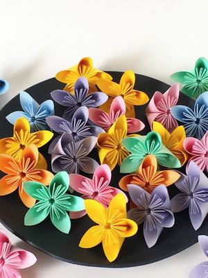 Flor sakura de origami | botão floral