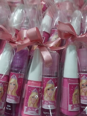 Kit esmalte e brilho labial barbie