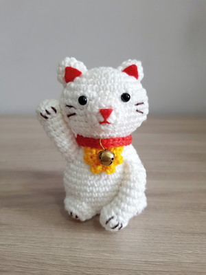 Gatinho da sorte amigurumi