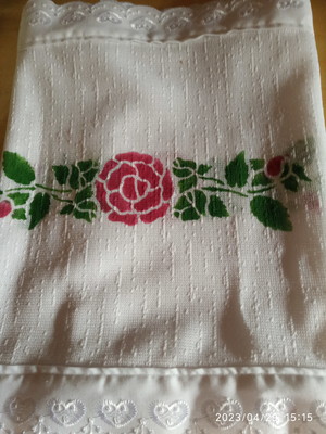 Caminho de mesa pintado