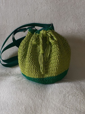 Bolsa saco em crochê