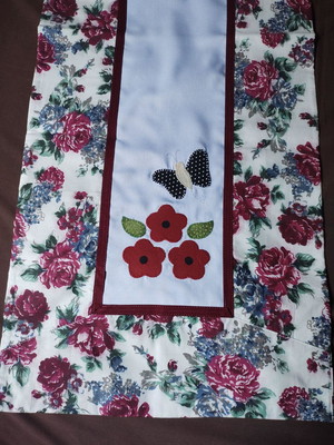 Caminho de mesa flores