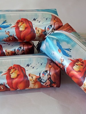 Estojo personalizado rei leão
