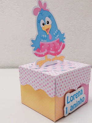Caixa cubo com aplique 3d-rosa