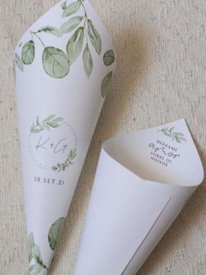 Cone para pétalas/ saída dos noivos