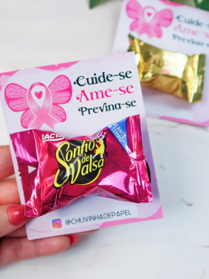 Card com bombom- outubro rosa