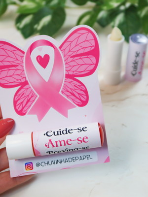 Tag com hidratante labial (manteiga de cacau)- outubro rosa