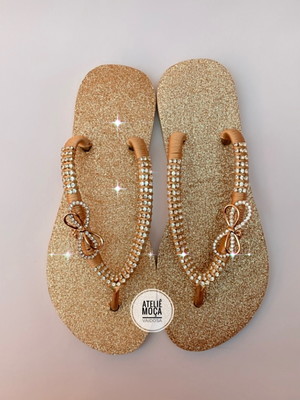 Havaianas com gliter , laço e strass