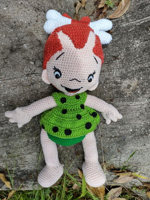 Boneca pedrita amigurumi