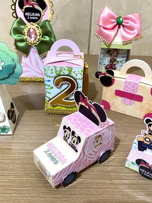 Arquivo digital minnie safari