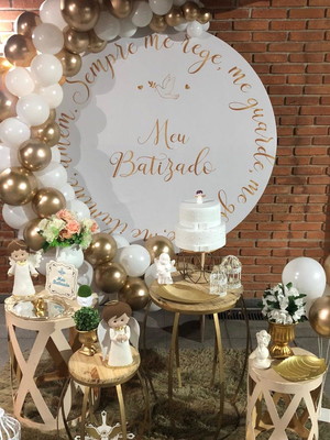 Mesa de decoração batizado - aluguel