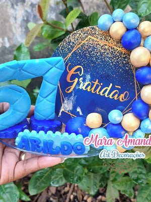 Topo de bolo cenário invertido gratidão biscuit