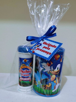 Kit lembrancinha cofrinho + bolha de sabão diversos temas