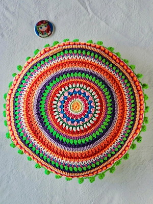 Capa de almofada mandala bali em crochê