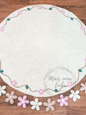 Kit para quarto de bebê tapete + varal flores de crochê