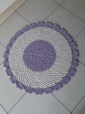 Tapete de crochê redondo quarto com coração