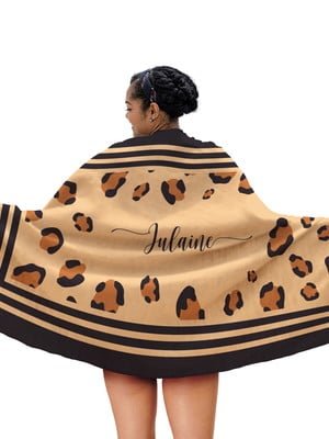 Canga de praia personalizada com nome animal print