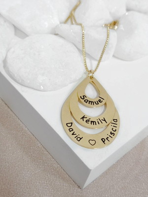 Colar personalizado com nome