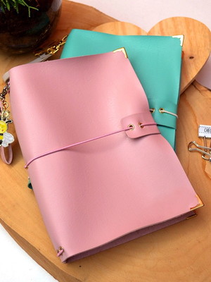 Kit capa de couro + 4 cadernos bullet journal | beecase