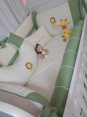 Kit berço off white com cores a escolha