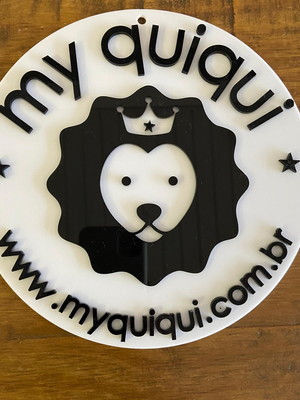 Placa logo personalizada com relevo