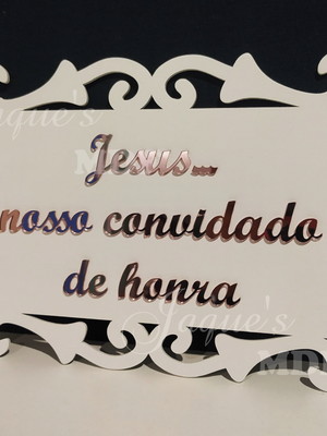 Placa personalizada com texto espelhado