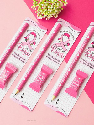 Cartão com lápis ou caneta e balinha- outubro rosa