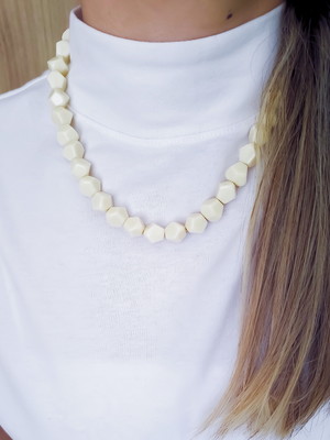 Conjunto de bolinhas off white - dourado