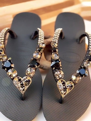 Havaiana fernanda preta