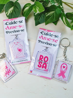 Card com chaveirinho- outubro rosa