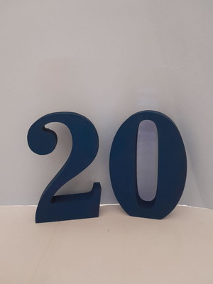 Letras e números em mdf pintadas
