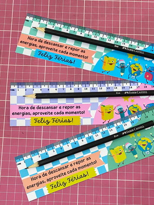 Lembrancinha card+lápis feliz férias