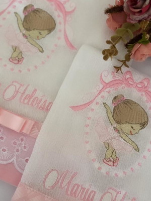 Fraldas bordadas. personalizada com tema bailarina
