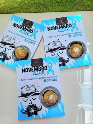 Cartão com ferrero rocher- novembro azul