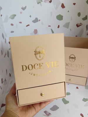 Box flowers - personalização com efeito metalizado